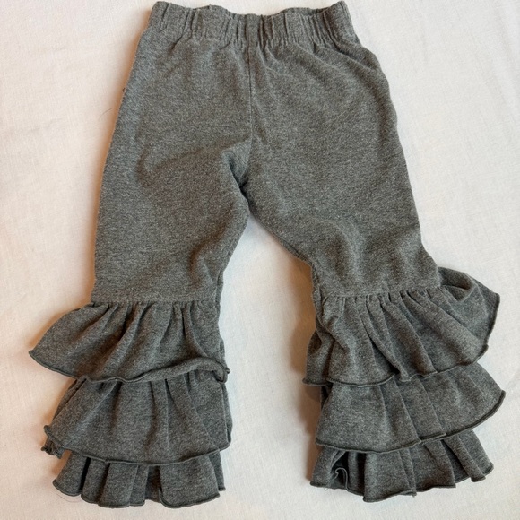 Ruffle Butts Other - Ruffle Butts Gray Girls 18-24 months pants leggings